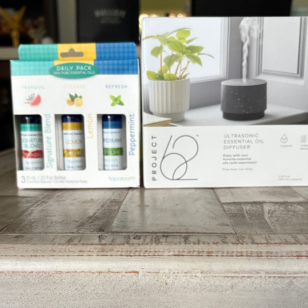 Project 62 Ultrasonic Essential Oil Diffuser with Oil Set